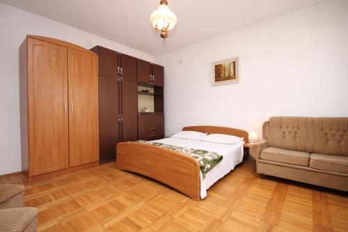 Studio Jelsa 5728a - image 8