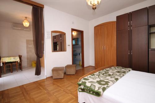 Studio Jelsa 5728a - image 10