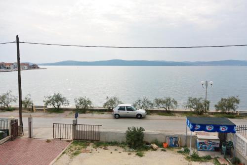 Apartments by the sea Bibinje Zadar - 5780 - image 7