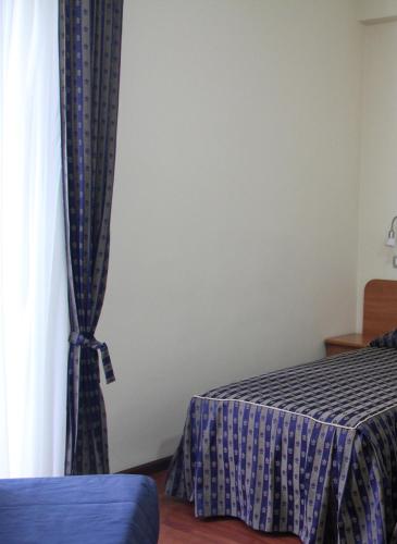 1 twin bed