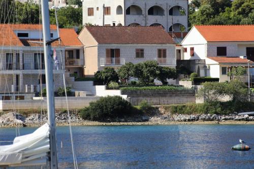 Apartments by the sea Zrnovska Banja Korcula - 4363 - image 9