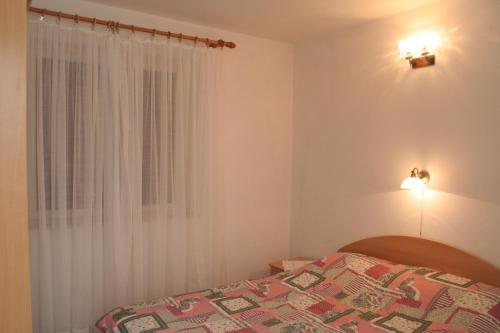 Apartments by the sea Zrnovska Banja Korcula - 4363 - image 12