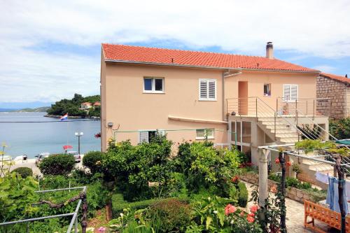  Apartments by the sea Racisce, Korcula - 4344 in Račišće