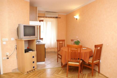Apartments by the sea Trstenik Peljesac - 4511 - image 3