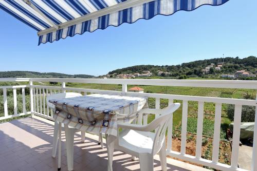 Apartments with a parking space Lumbarda Korcula - 4471 - image 9