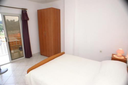 Apartment Grscica 4487a - image 12