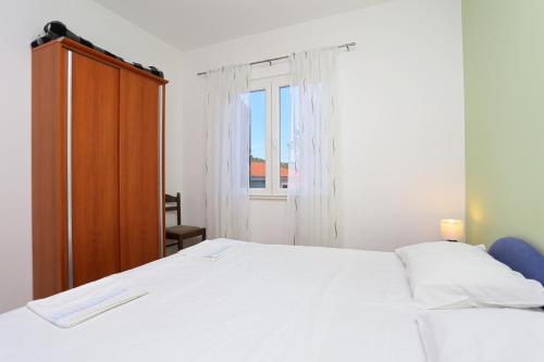 Apartment Razanj 4322a - image 5