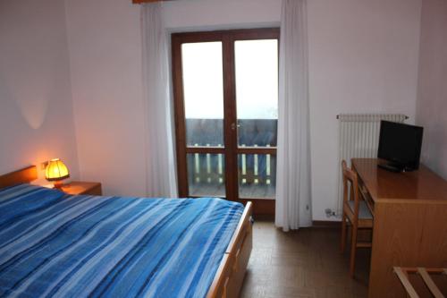 1 twin bed