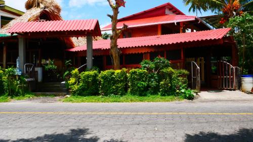 Hotel Restaurante Los Cocos in Santa Cruz