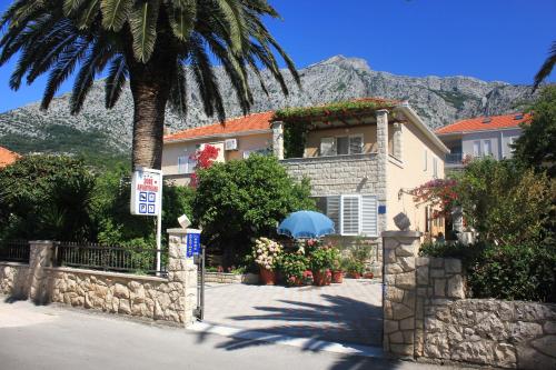 Apartments by the sea Orebic, Peljesac - 4525 - Location saisonnière - Orebić