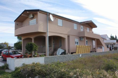  Apartments with a parking space Vrsi - Mulo, Zadar - 5765, Pension in Vrsi