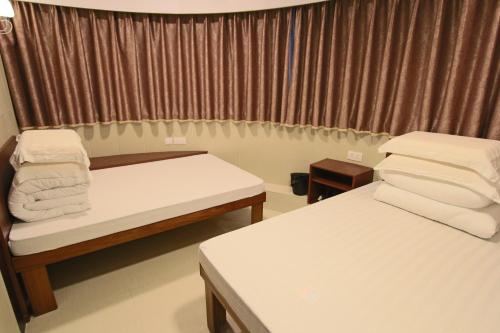Prince Hotel - image 3