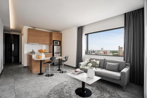 Oakwood Hotel & Apartments Saigon, Ho Chi Minh City