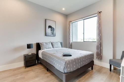 Modern 4 Bedroom Charmer w/ Rooftop Deck #2, Los Angeles (fotografie 6)