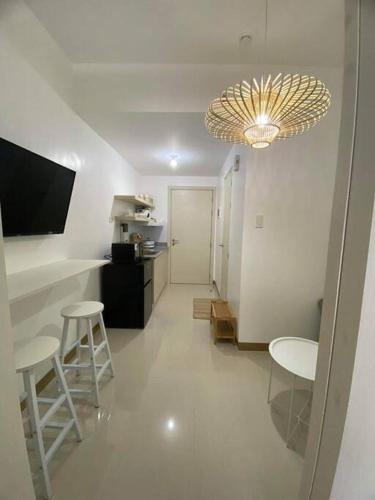 1BR unit in South Residence Las Pinas with Wifi & Netflix, Binan