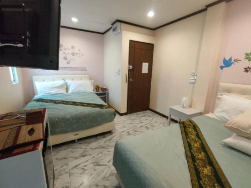 384234577 Cana Boutique Hotel