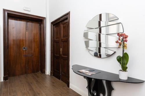 SPA Apartment Via Barberini, Rome (photo 4)