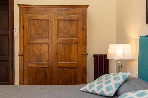 SPA Apartment Via Barberini - image 13