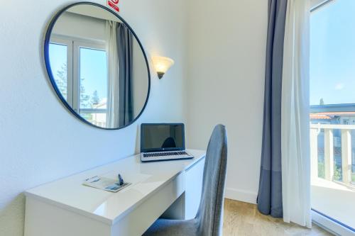 Hotel Villa Žarko by the beach - image 6