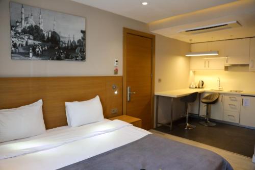 Endless Suites Taksim Room Type - Superior Triple Room