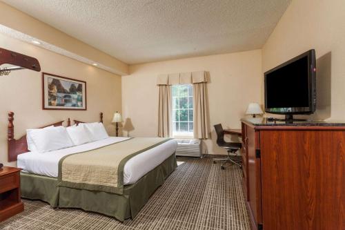 Baymont by Wyndham Columbia Maury in Columbia, USA