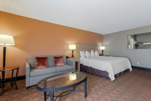 Best Western Pecos Inn - image 8