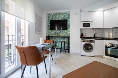 Superior Apartment image 3