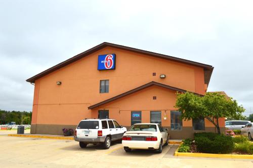 Motel 6-Marshalltown, IA