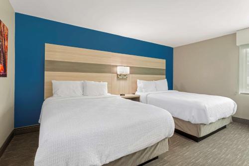 Best Western Plus Magnolia Inn & Suites