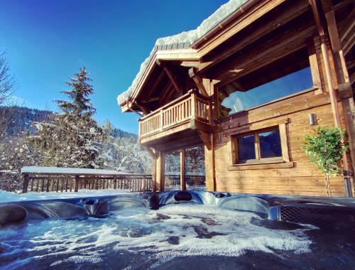 Hot tub, Chalet Gouter- Great central location with Jacuzzi in Morzine