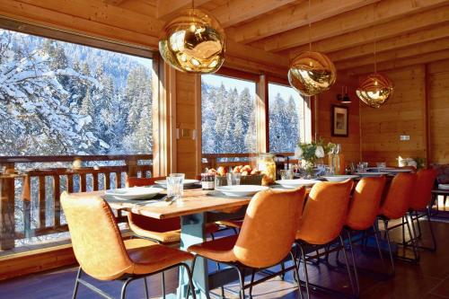 Facilities, Chalet Gouter- Great central location with Jacuzzi in Morzine