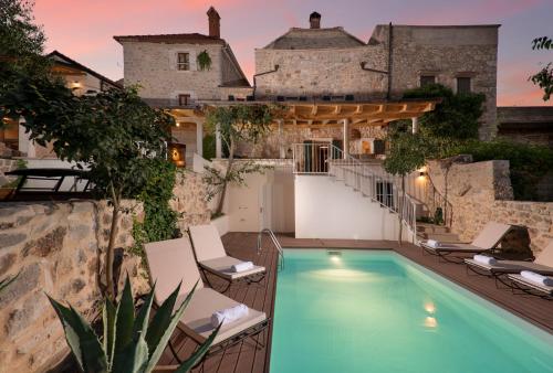 Dvor Pitve Villas in Jelza