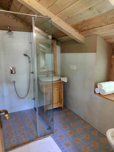 Kudrat - A Boutique Homestay- Tirthan Valley, Banjār (foto 9)
