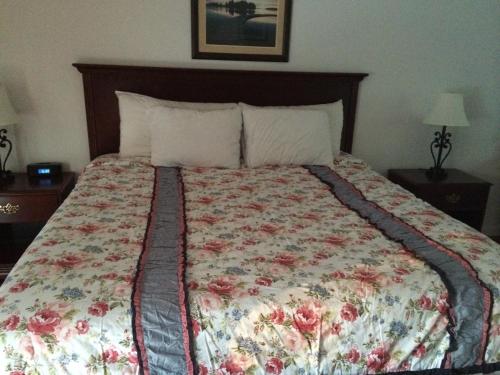 Lodge at Kennebunk – Kennebunk, ME