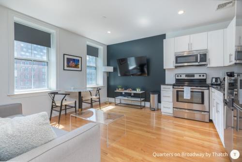 West Broadway Quarters by Short Term Rentals Boston Boston