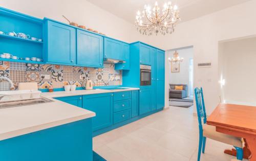 Blue Waves Apartment with Maltese Balcony, Valletta (zdjęcie 4)