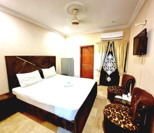 B&B Lahore - Khyber Hotel - Bed and Breakfast Lahore