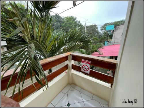 La Casa Naranja Bed and Breakfast in Олон