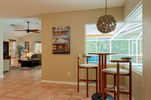 Briarwood- Vintage Ct. - image 2