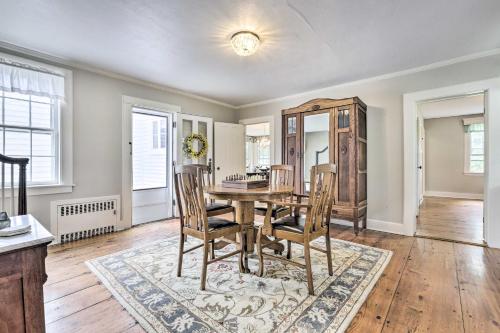 Charming Farmhouse with Pool and Fishing Pond! in Bolton, USA