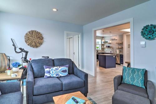 Immaculate Long Beach Apt with Gorgeous Kitchen