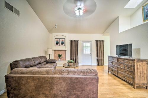 Convenient Las Cruces Home w/ Patio & Grill! - White Sands, NM