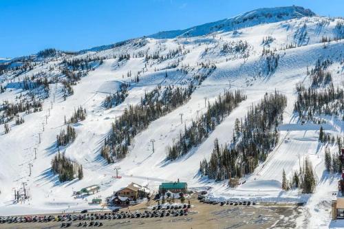 ทัศนียภาพ, ฮิลตัน เวเคชั่น คลับ ซีดาร์ เบรคส์ ไบรอัน เฮด (Hilton Vacation Club Cedar Breaks Brian Head) in ไบรอัน เฮด (UT)