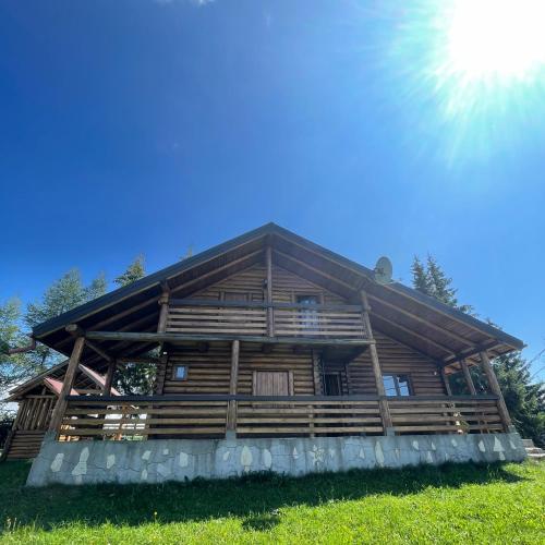 Marand Log Cabin - Piatra Fantanele