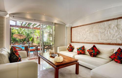 Casa Jaguar in Puerto Aventuras, Mexico