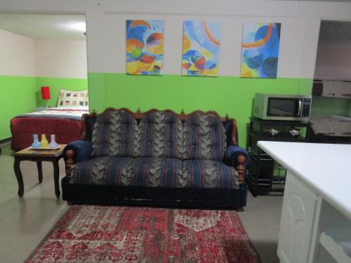 Hermoso Departamento en Texcoco centro con wifi cocina in Texcoco de Mora, Mexico