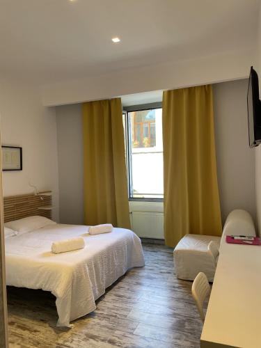Moshi Moshi, Roma