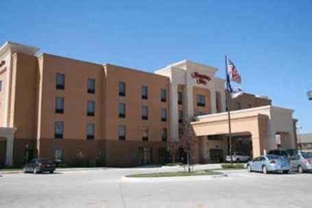 Hampton Inn By Hilton Garden City