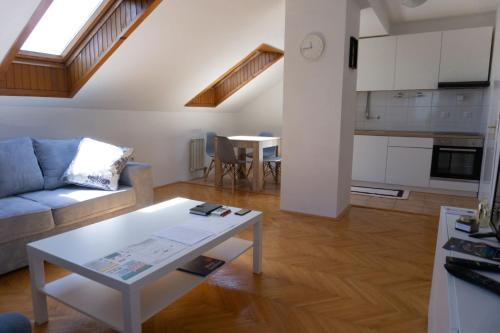 Apartment Sunshine - Location saisonnière - Sombor
