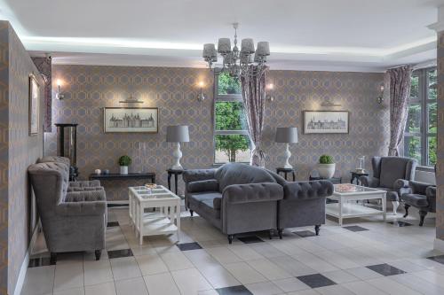 Exterior view of Hotel Europejski